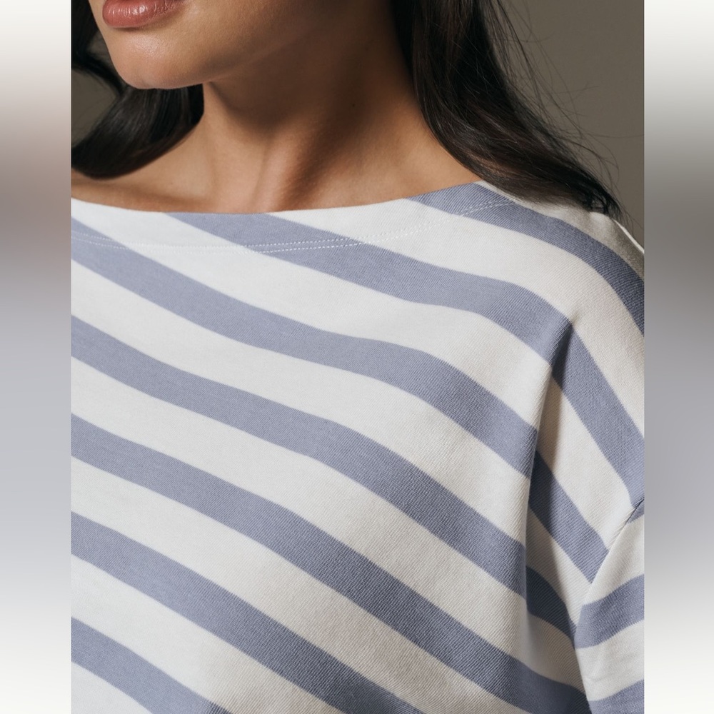 NWT - Boatneck Bell-Sleeve Knit Top - Picture 3 of 8